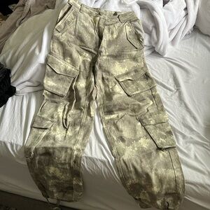 Maniere De Voir Cargos
